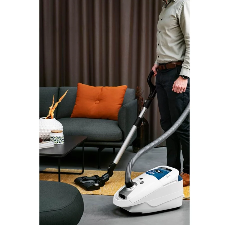 OBH Nordica Vacuum cleaner Silence force+ white