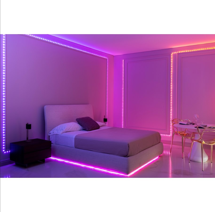 Twinkly Dots " 60 مصباح LED RGB يمكن التحكم فيه عن طريق التطبيق. 3 متر. سلك واضح. USB بالطاقة.