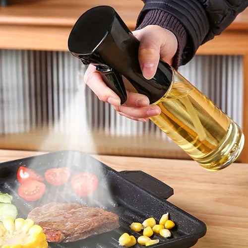 1pc, Oil Sprayer, 6.8oz/10.1oz Plastic Oil Spray Bottle, Vinegar Mist Sprayer, Barbecue Spray Bottle, Kitchen Oil Dispenser, BBQ Picnic Tools, Kitchen Gadgets, Kitchen Stuff, Kitchen Accessories, Home Kitchen Items