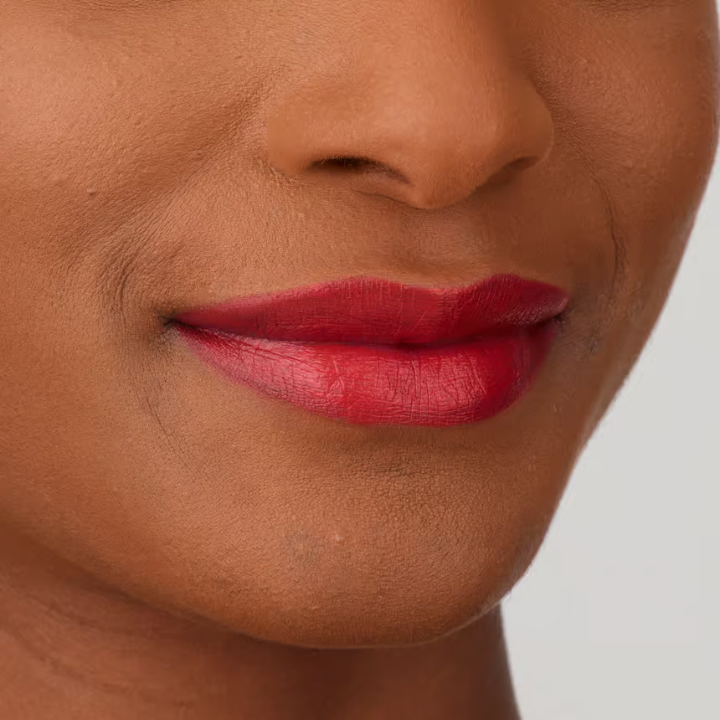 IsaDora Perfect Moisture Lipstick 210 Ultimate Red 4g