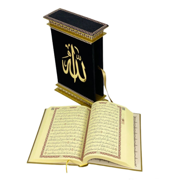 El Corán Santo Uthmani Script Modelo de Kaaba con caja de terciopelo 21*32